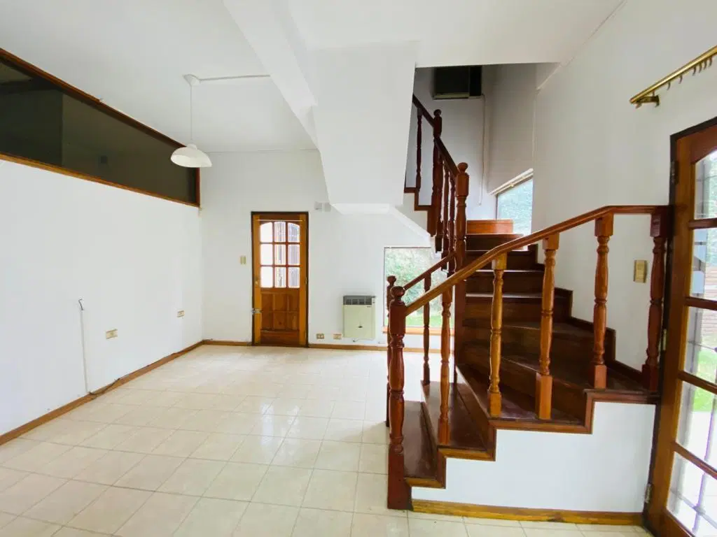 B° Crisol Sur/Maipu Casa de calidad 3d 3b 5