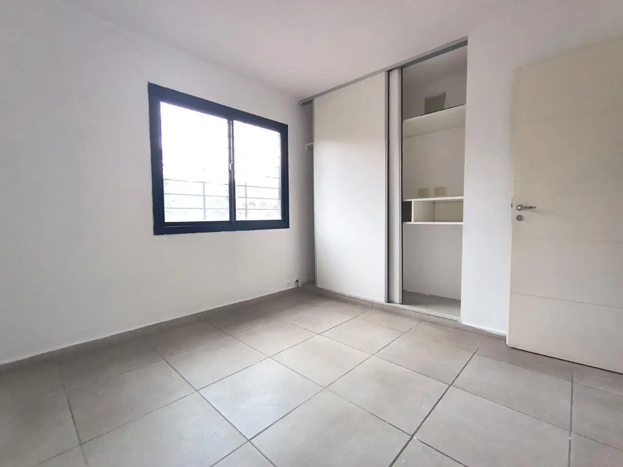 Duplex en complejo a mtrs de Donato Alvarez 8