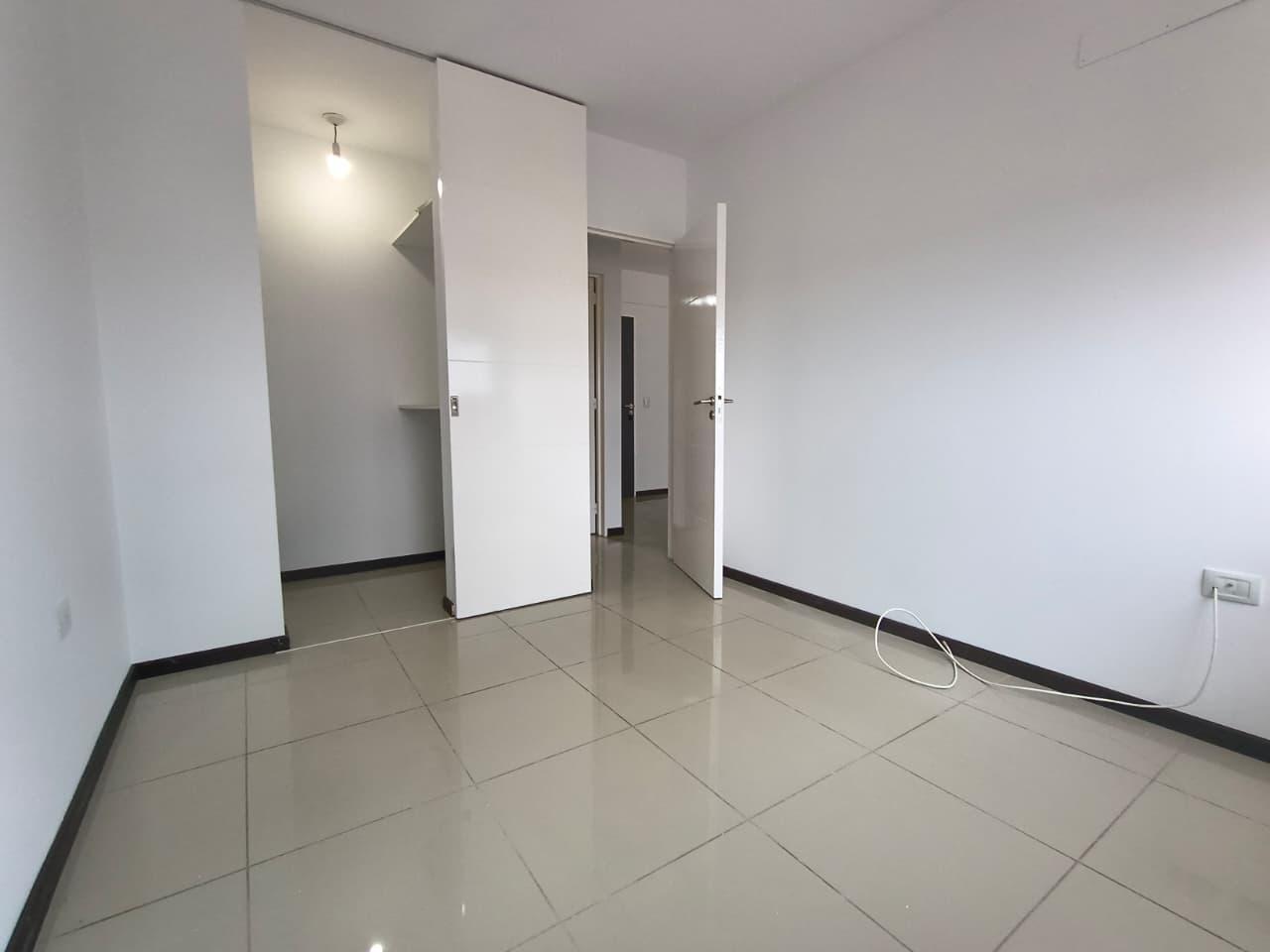 Foto de Nva Cba s/Pueyrredón al 200 - 1 dorm c/balcón piso alto c/pileta, imagen 4