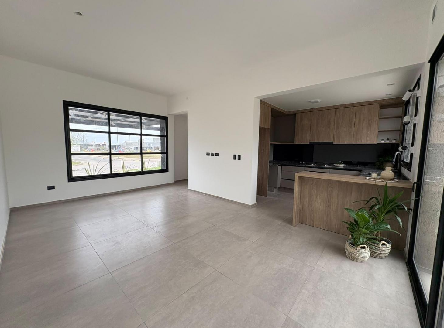 Foto de Casa en venta Docta Blvd - 2bañ / 2dorm, imagen 2