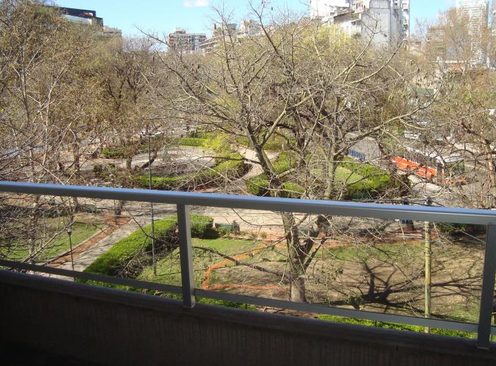 APOLINARIO FIGUEROA 675 2 AMBIENTES BALCON FRTE A PLAZA PISCINA PARRILL HERMOSO! 3
