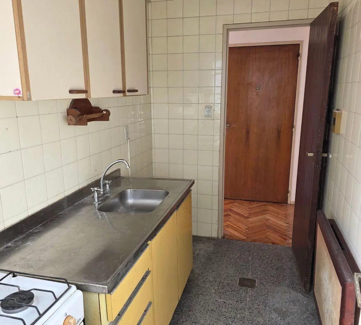 SANCHEZ DE BUSTAMANTE 444 2 AMBIENTES PISO ALTO MUY LUMIN EXCELENTE
LAVADERO SEGUR 24hs CALEFACCION 3