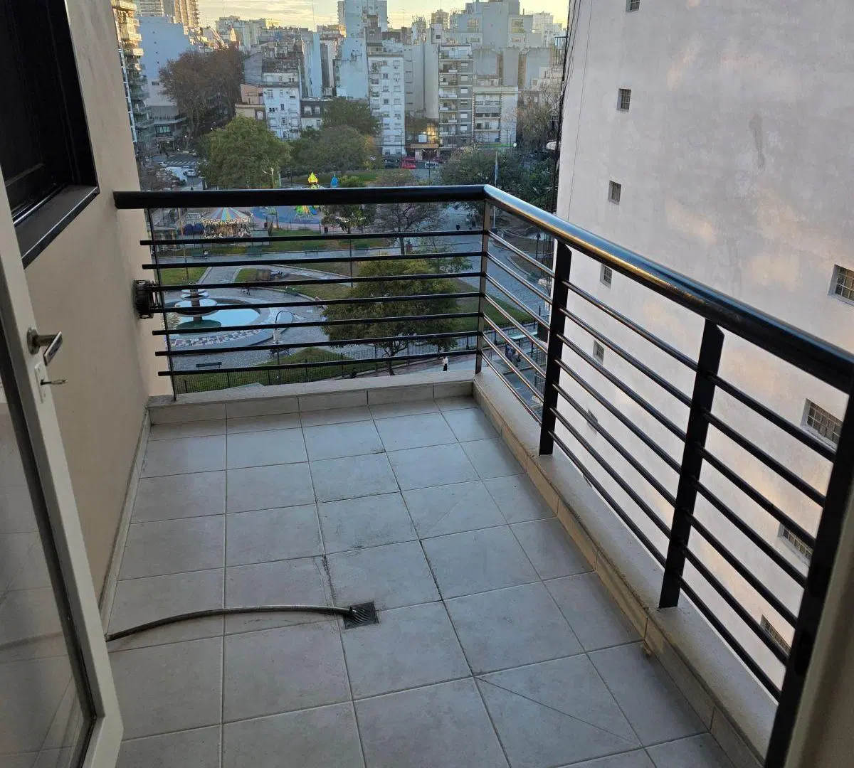 ANCHORENA 891 2 AMBIENTES COCHERA BALCON EXTER p. 7° AMPLIA COCINA CON CONEXION LAVARROPAS PARRILLA 3