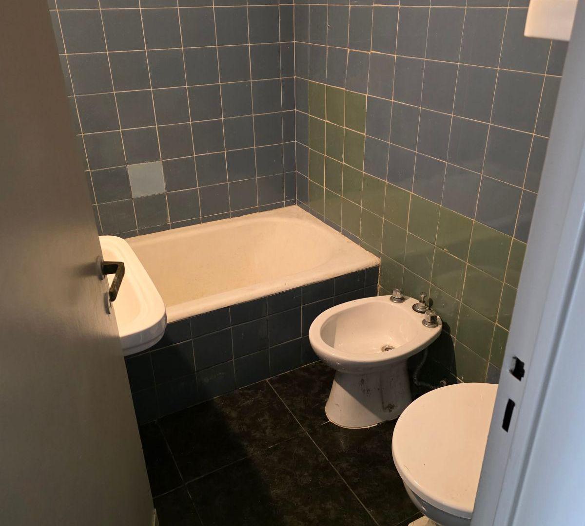 Foto de ALQUILER 1 AMBIENTE ONCE AL FRENTE p. 3° BAÑO CON BAÑERA COCINA 4 HORNALLAS y HORNO A GAS NUEVA, imagen 4