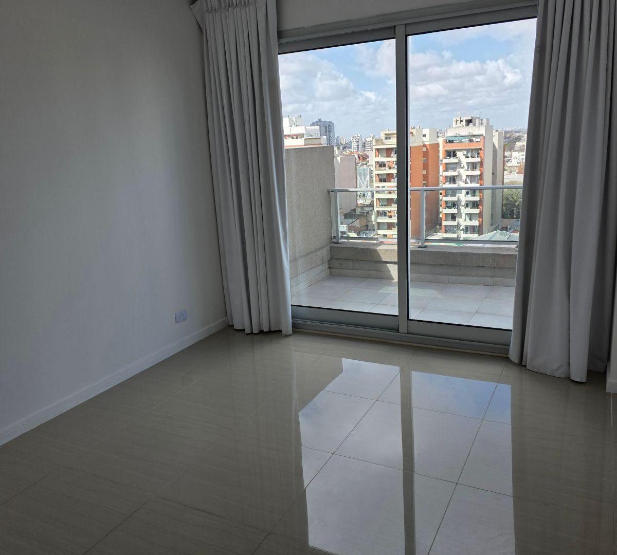 Foto de AV DIRECTORIO 777 3 AMBIENTES 2 BAÑOS COMPLET COCHERA CUBIERTA BALC, imagen 3