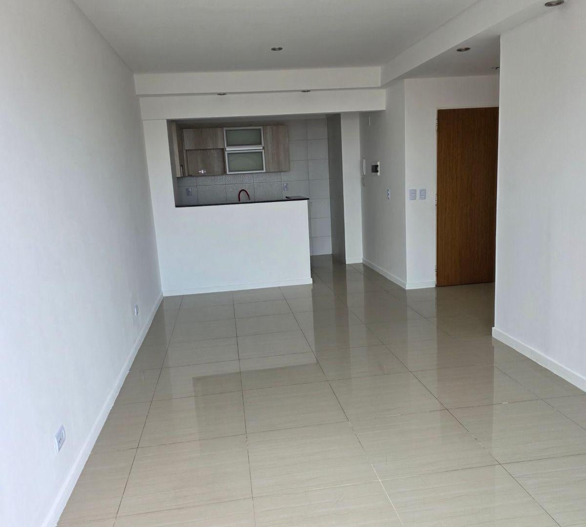Foto de AV DIRECTORIO 777 3 AMBIENTES 2 BAÑOS COMPLET COCHERA CUBIERTA BALC, imagen 2