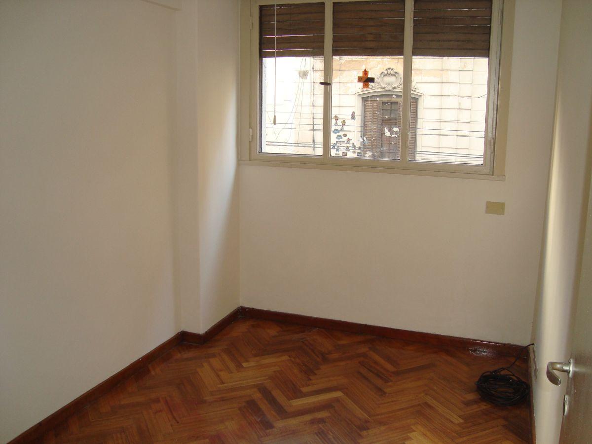 Foto de ALBERTI 130 3 AMBIENTES AL FRENTE p. 2° COCINA CON CONEXION PARA, imagen 5