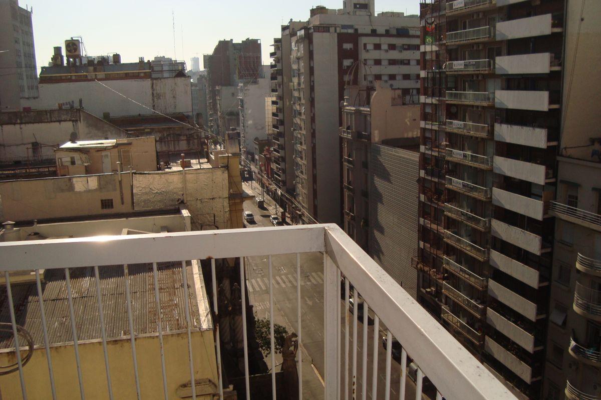 Foto de AV. CORDOBA 2465 3 AMBIENTES 2 BALCONES FRENTE p. 10 MUY LUMINOSO, imagen 4