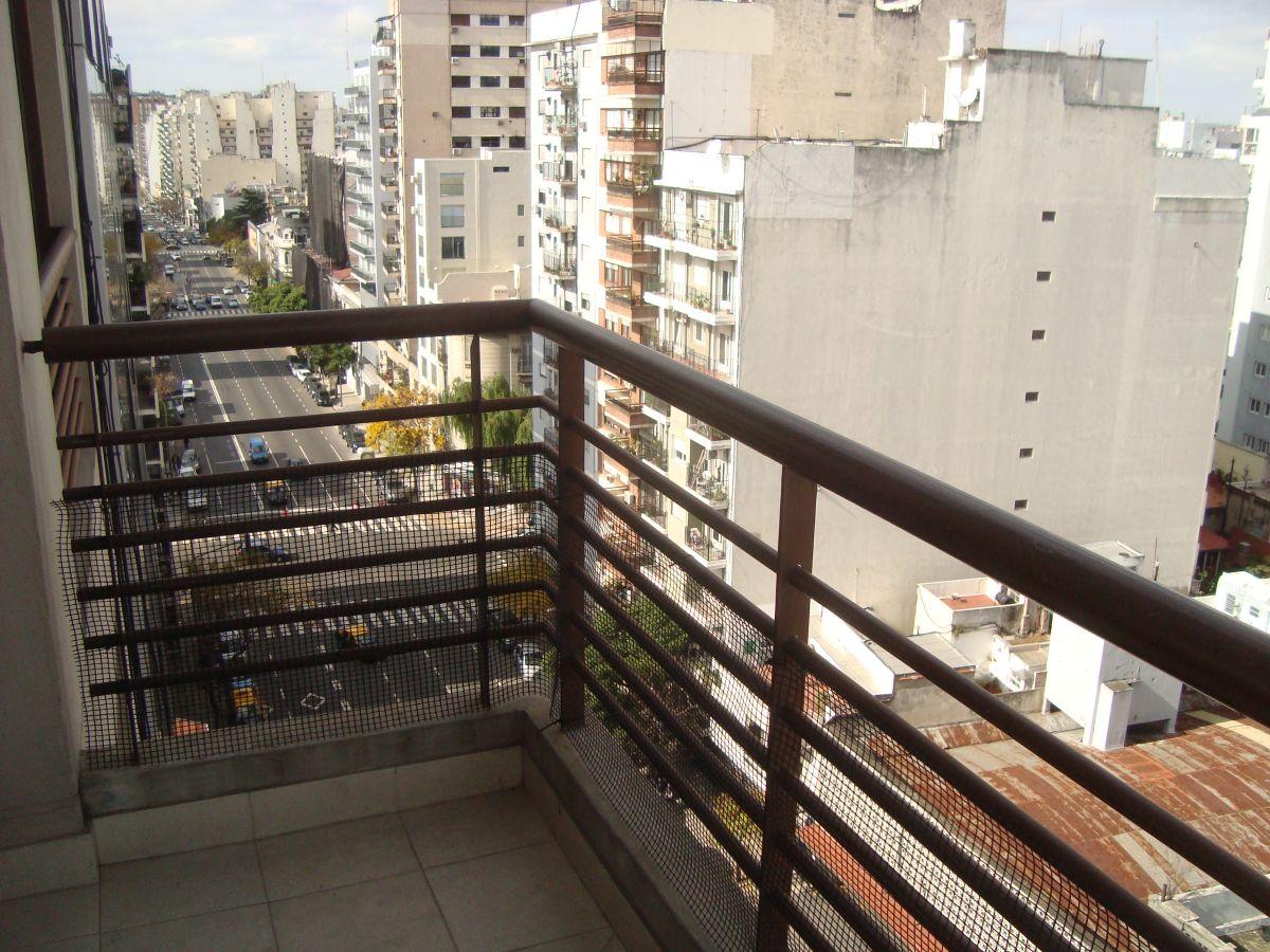 Foto de BILLINGHURST 1023 2 AMBIENTES BALCON FRENTE p. 9° EXCELENTE COCINA, imagen 2