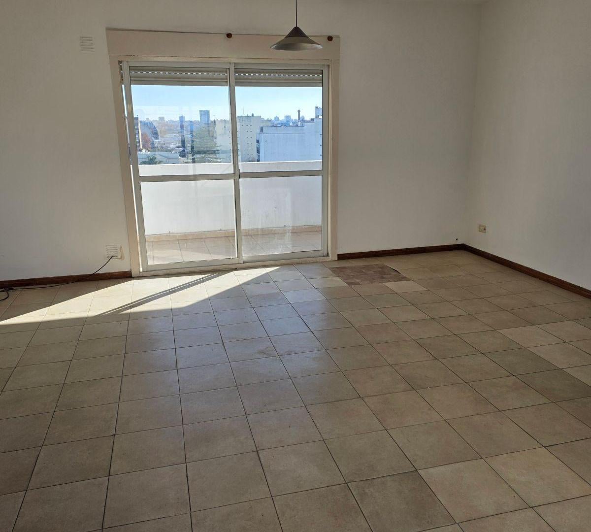 Foto de AV. AVELLANEDA 3749 3 AMBIENTES CON MAGNIFICAS TERRAZAS Y BALCON, imagen 1