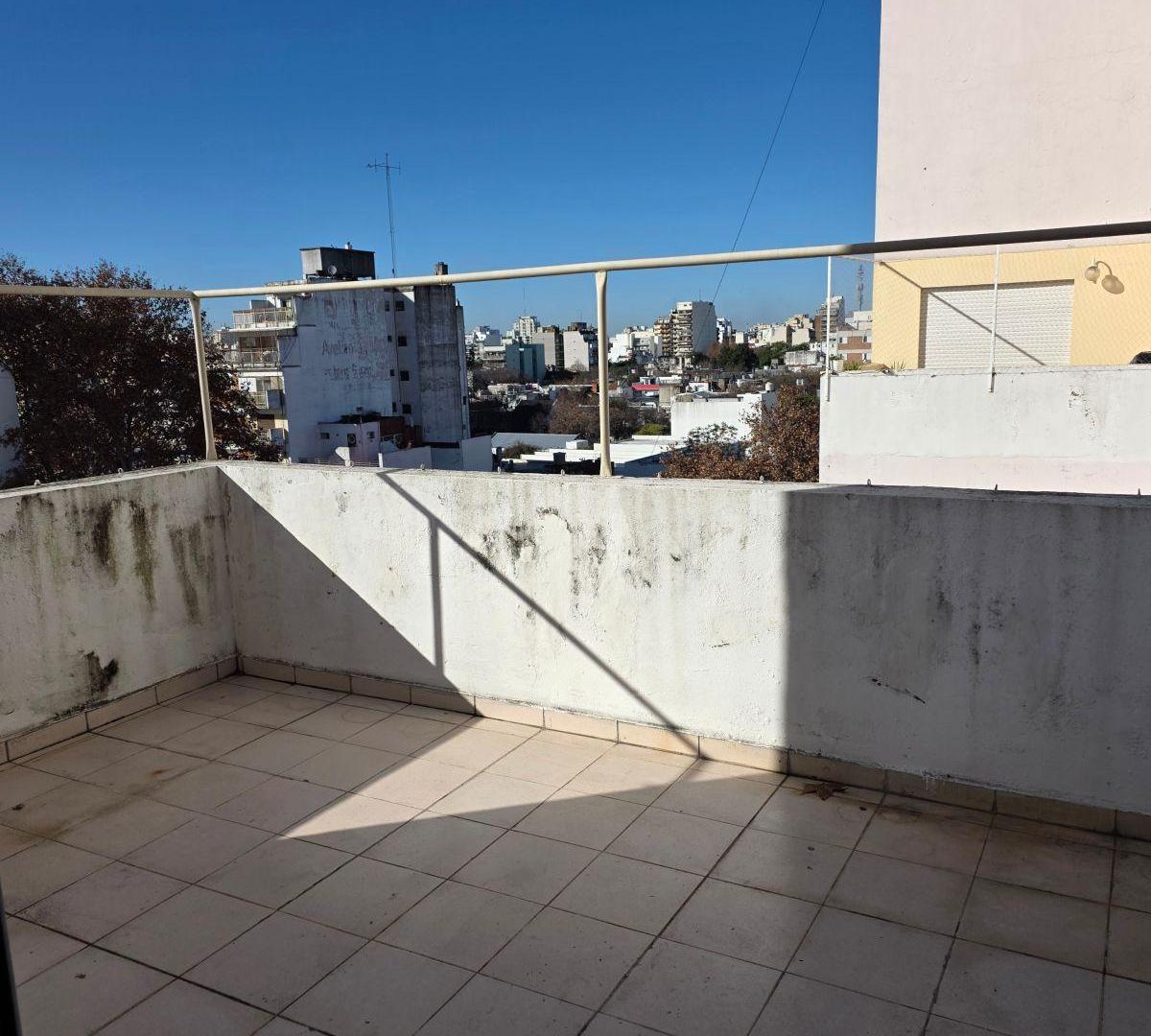 Foto de AV. AVELLANEDA 3749 3 AMBIENTES CON MAGNIFICAS TERRAZAS Y BALCON, imagen 3
