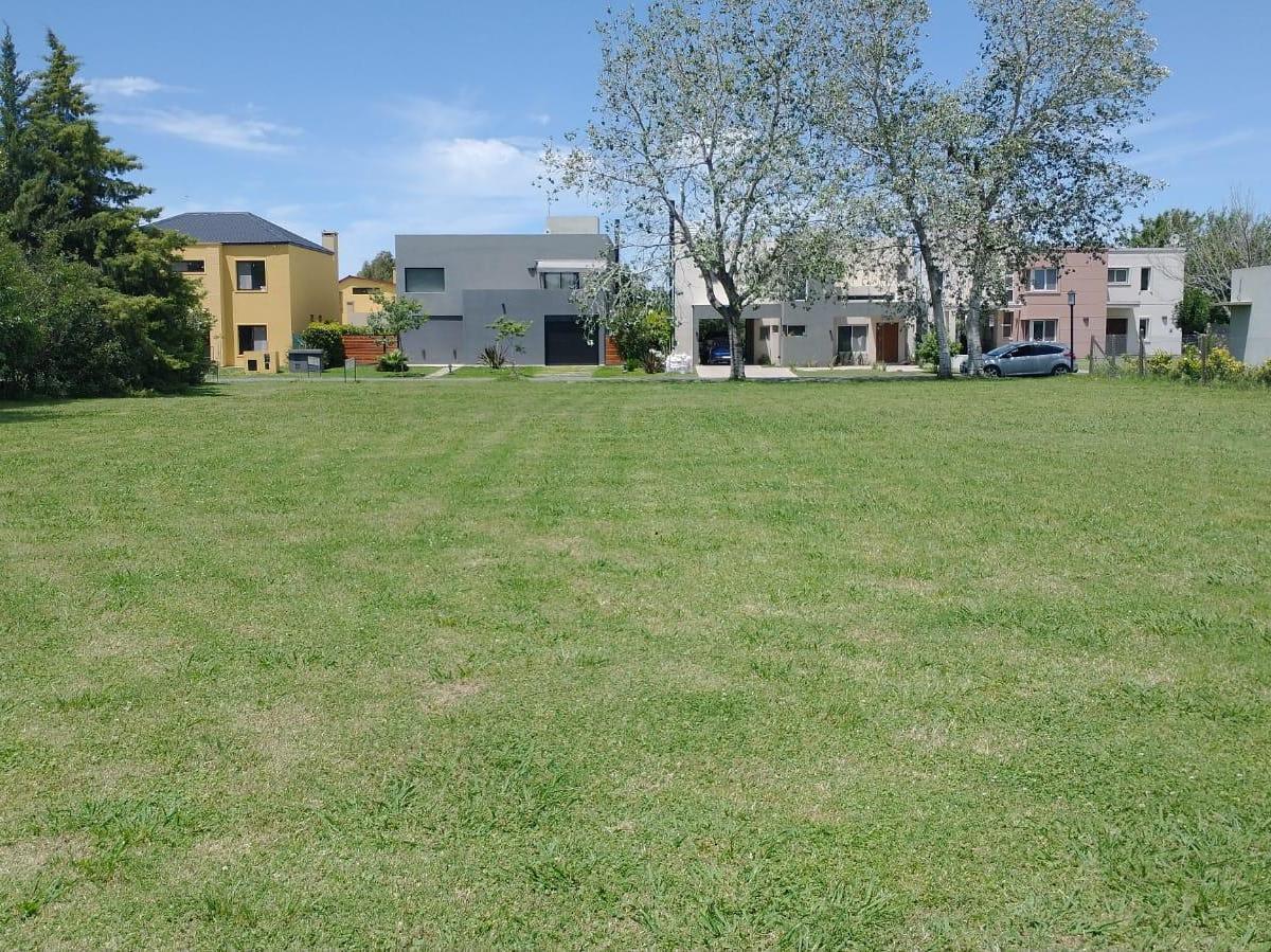Terreno en Campos de Esther 1