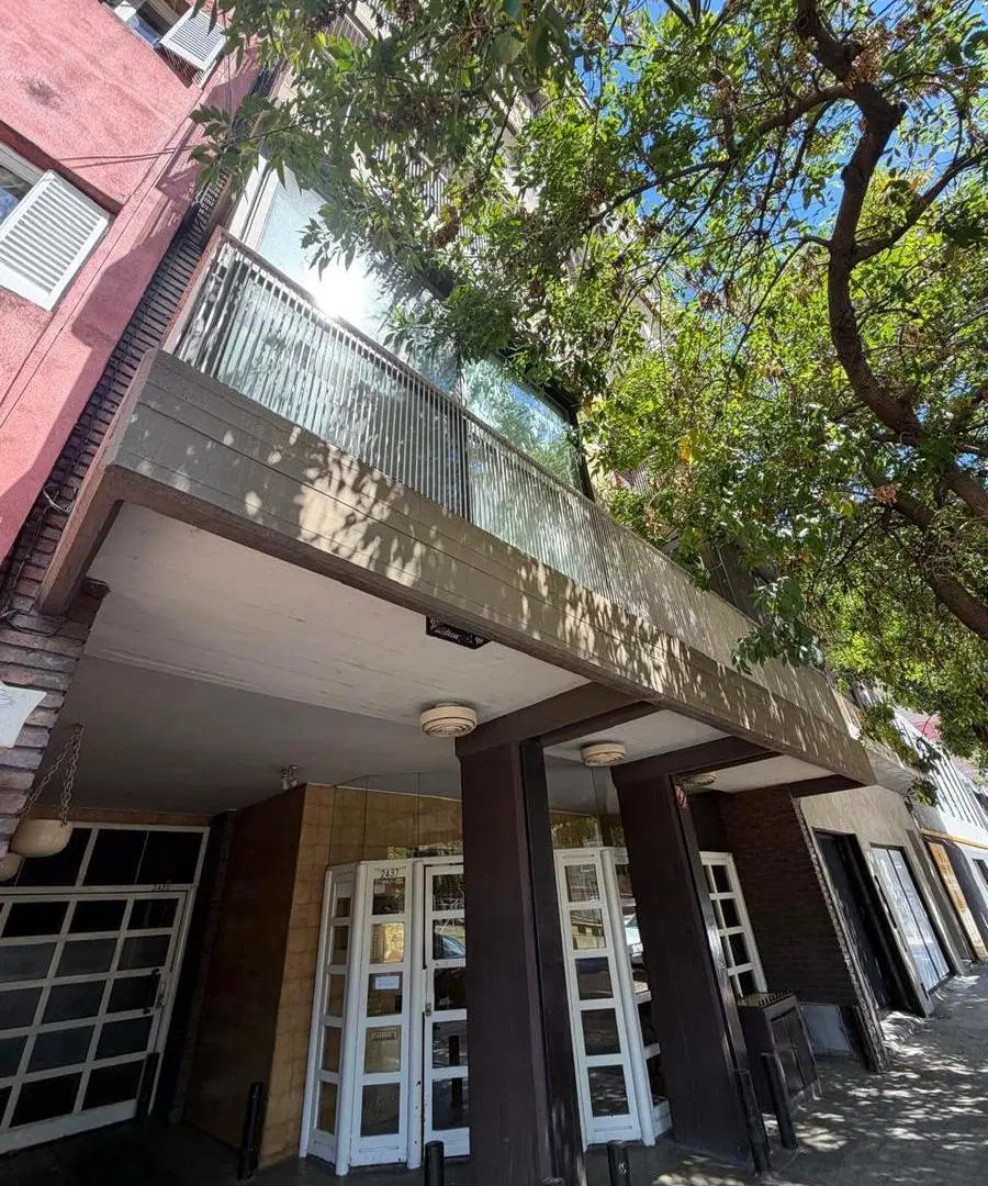 Rivadavia 2437 4
