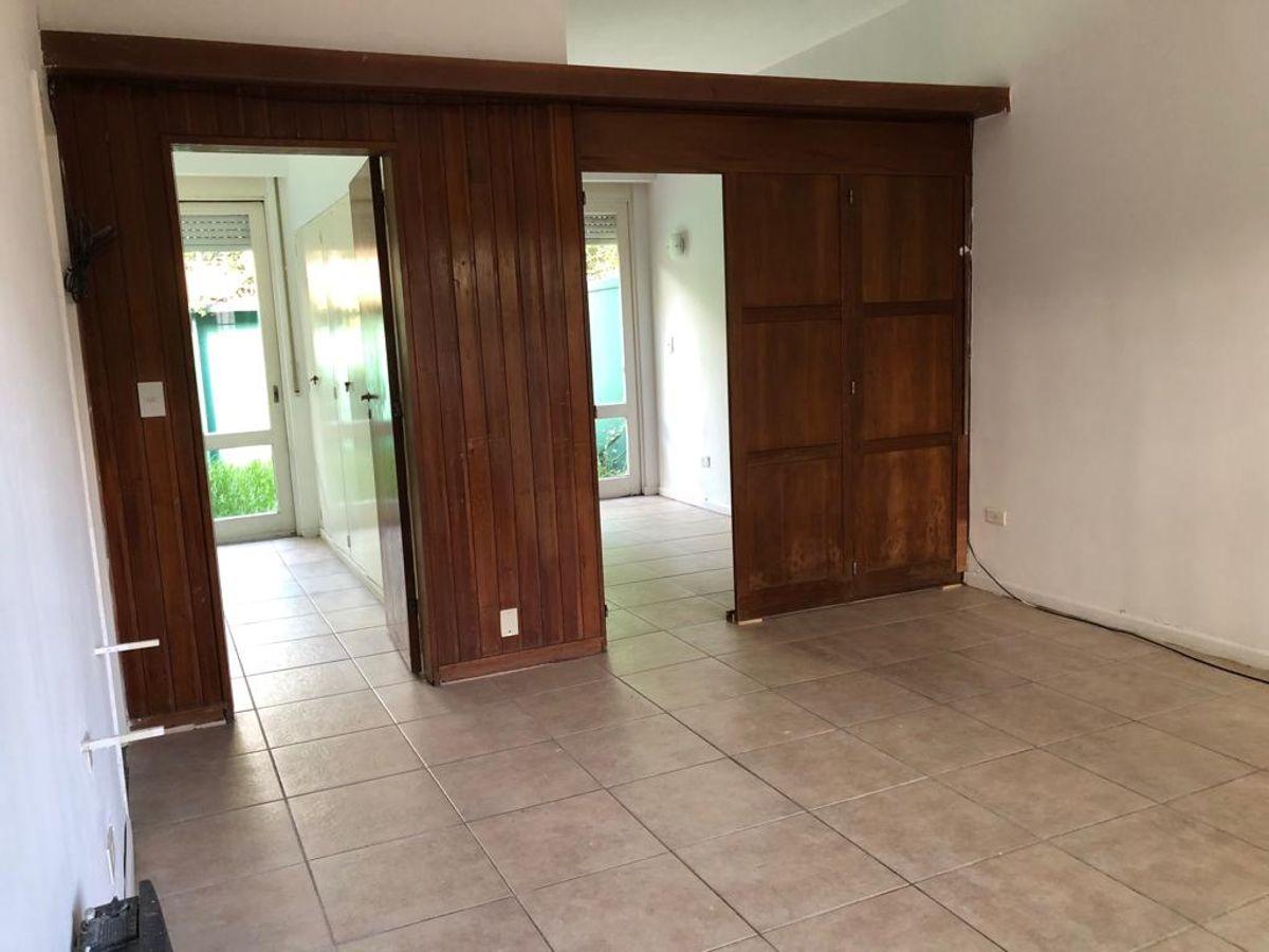 Foto de P.H totalmente independiente de 3 ambientes., imagen 3