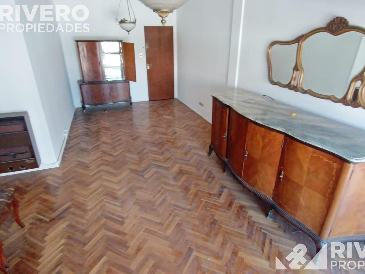 Departamento 4 Ambientes en Venta en Moron Sur - Cochera 3