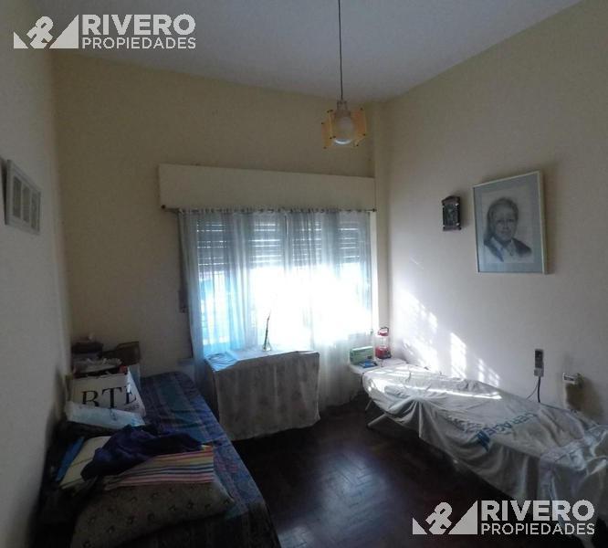 Casa en Venta Moron Sur 5
