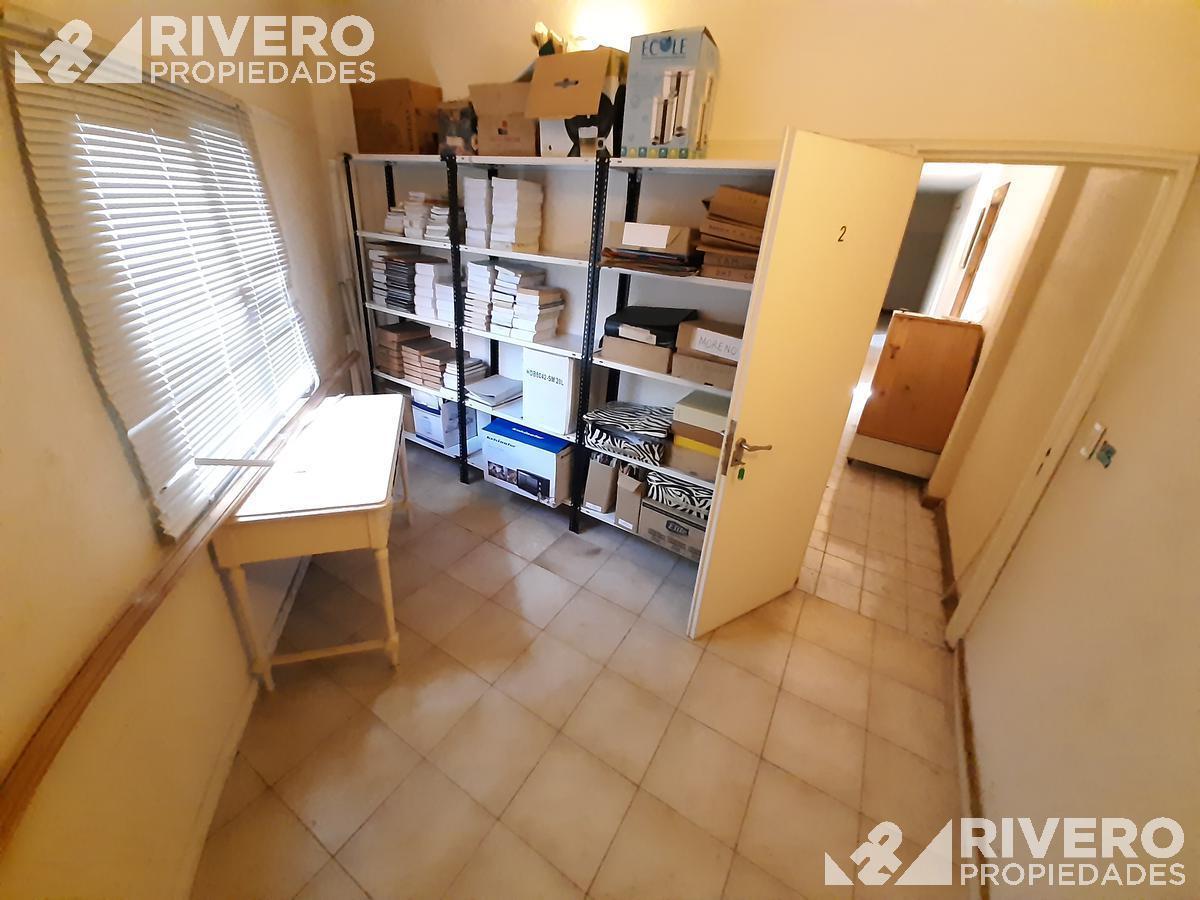 PH en Venta Moron Sur - Ideal Uso Comercial 2
