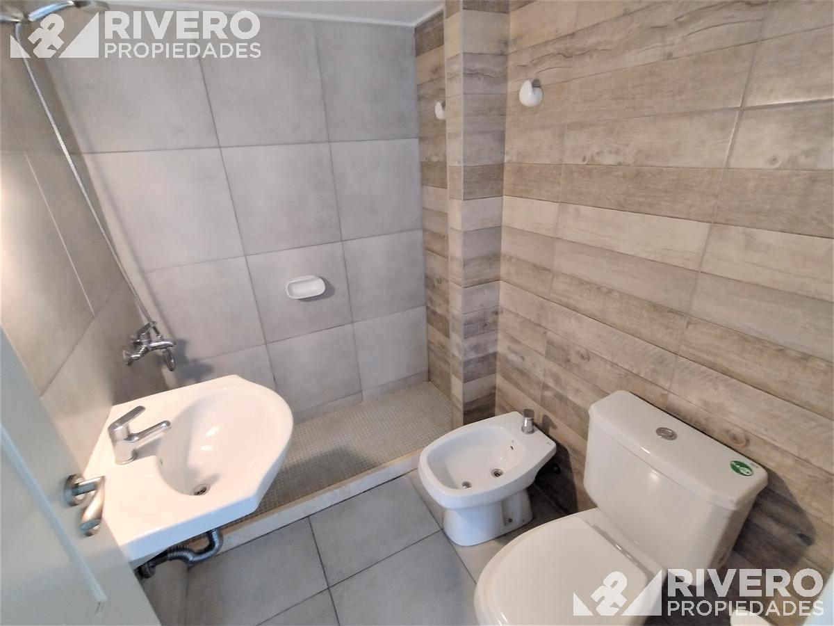 Venta de Departamento en Moron Sur - 2 Ambientes con Cochera 3