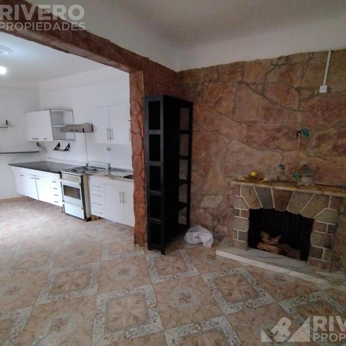 CASA EN VENTA EN HAEDO NORTE