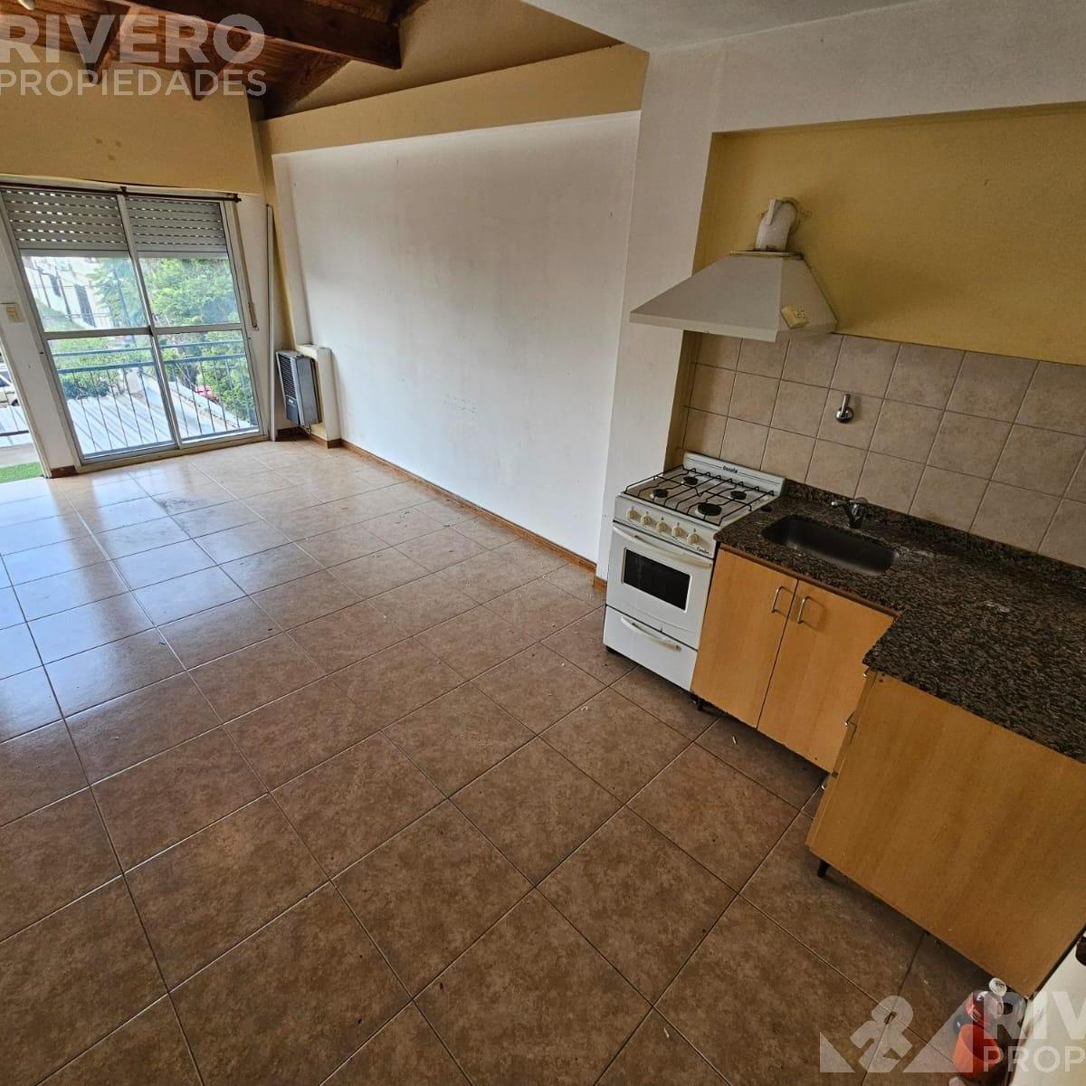 Duplex en Venta en Moron Sur - Oportunidad 1