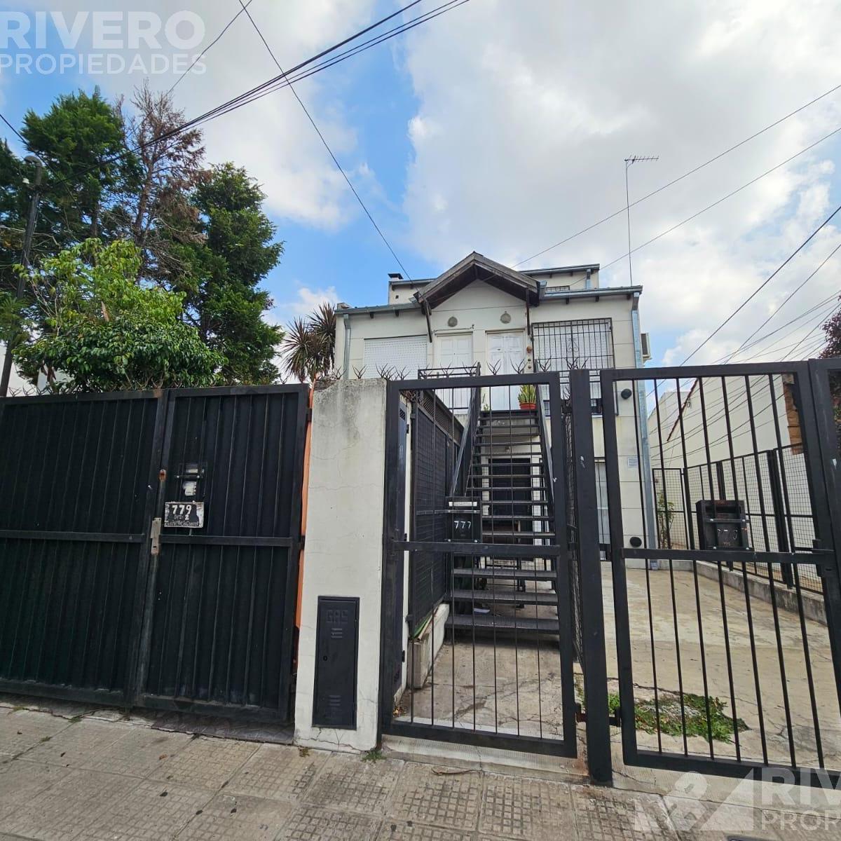 Duplex en Venta en Moron Sur - Oportunidad 2