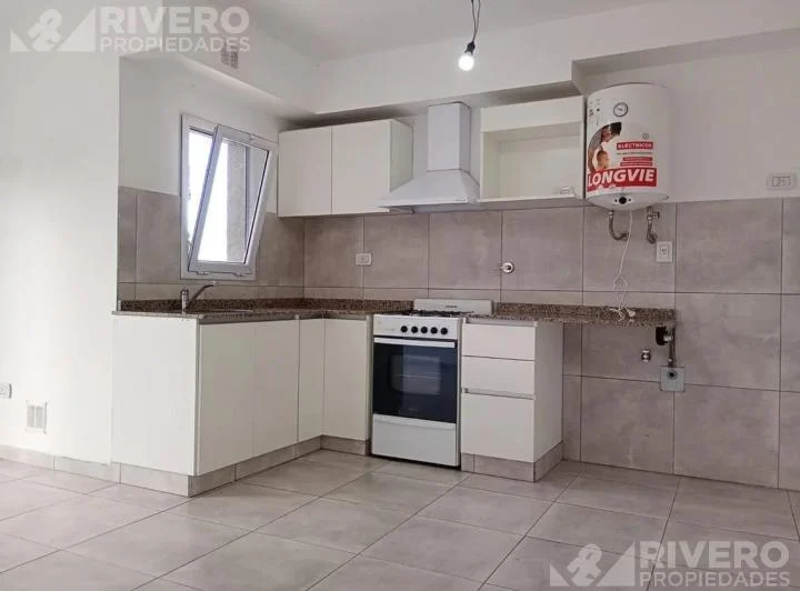 DEPARTAMENTO EN ALQUILER EN MORON SUR 5