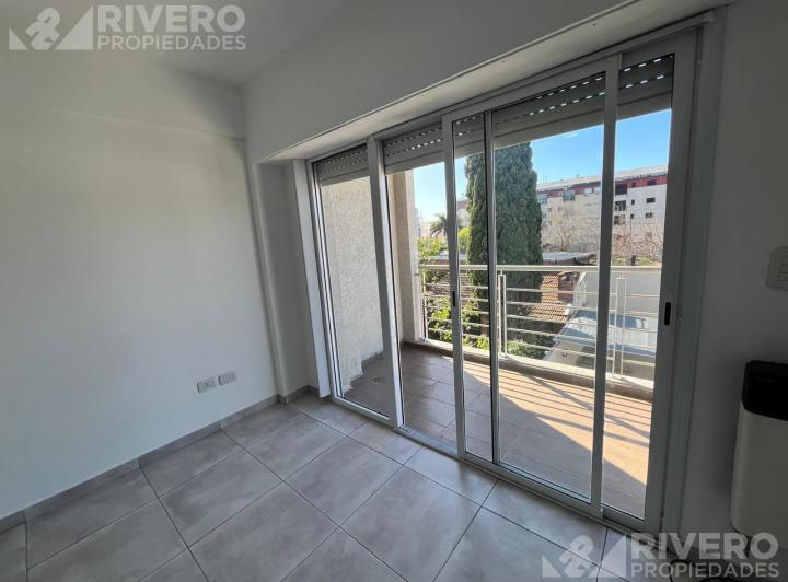 DEPARTAMENTO EN ALQUILER EN MORON SUR 4
