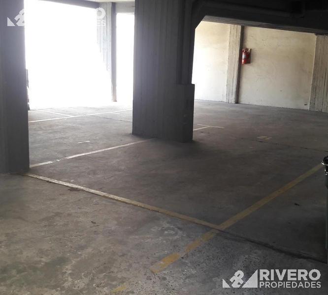 Foto de COCHERA EN VENTA EN MORON - CUBIERTA, imagen 1