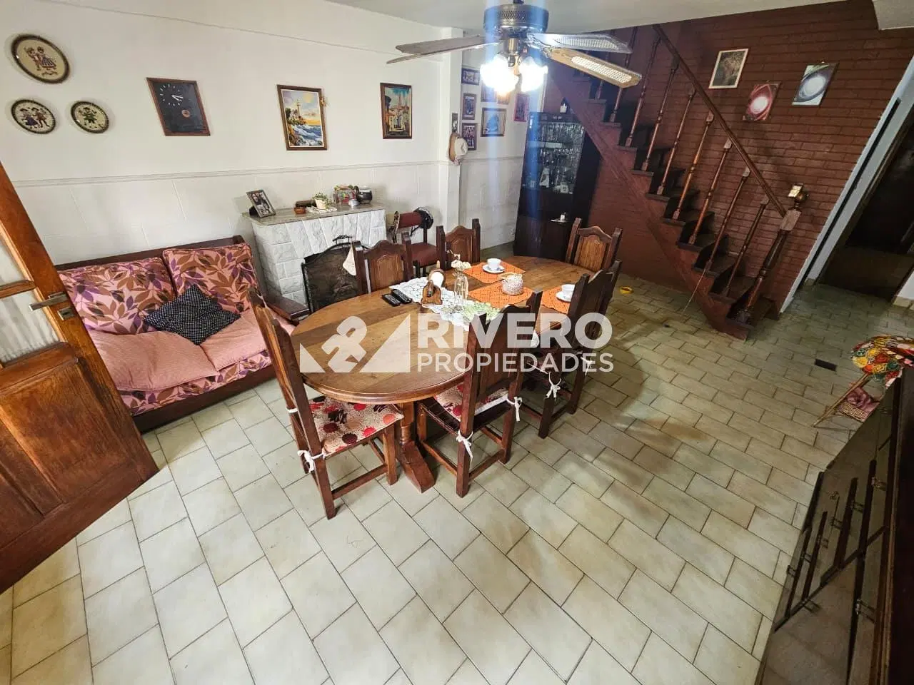 CASA EN VENTA EN MORON SUR - 5 AMBIENTES CON PARQUE Y PILETA 5