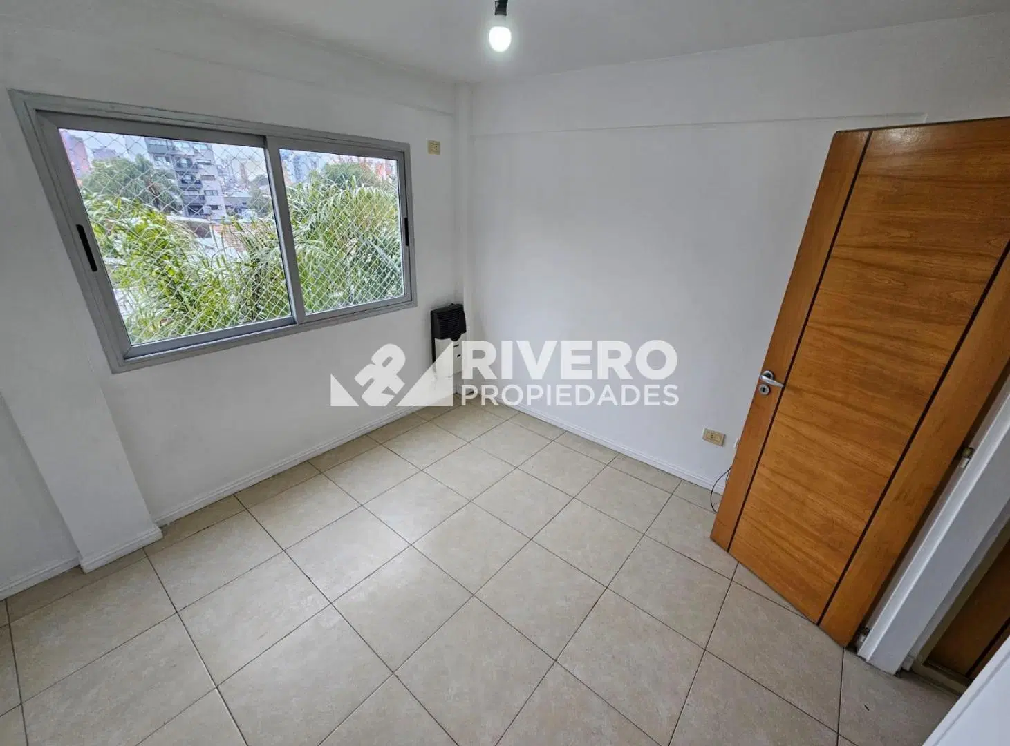 DEPARTAMENTO EN ALQUILER MORON SUR - 2 AMBIENTES AL FRENTE 5
