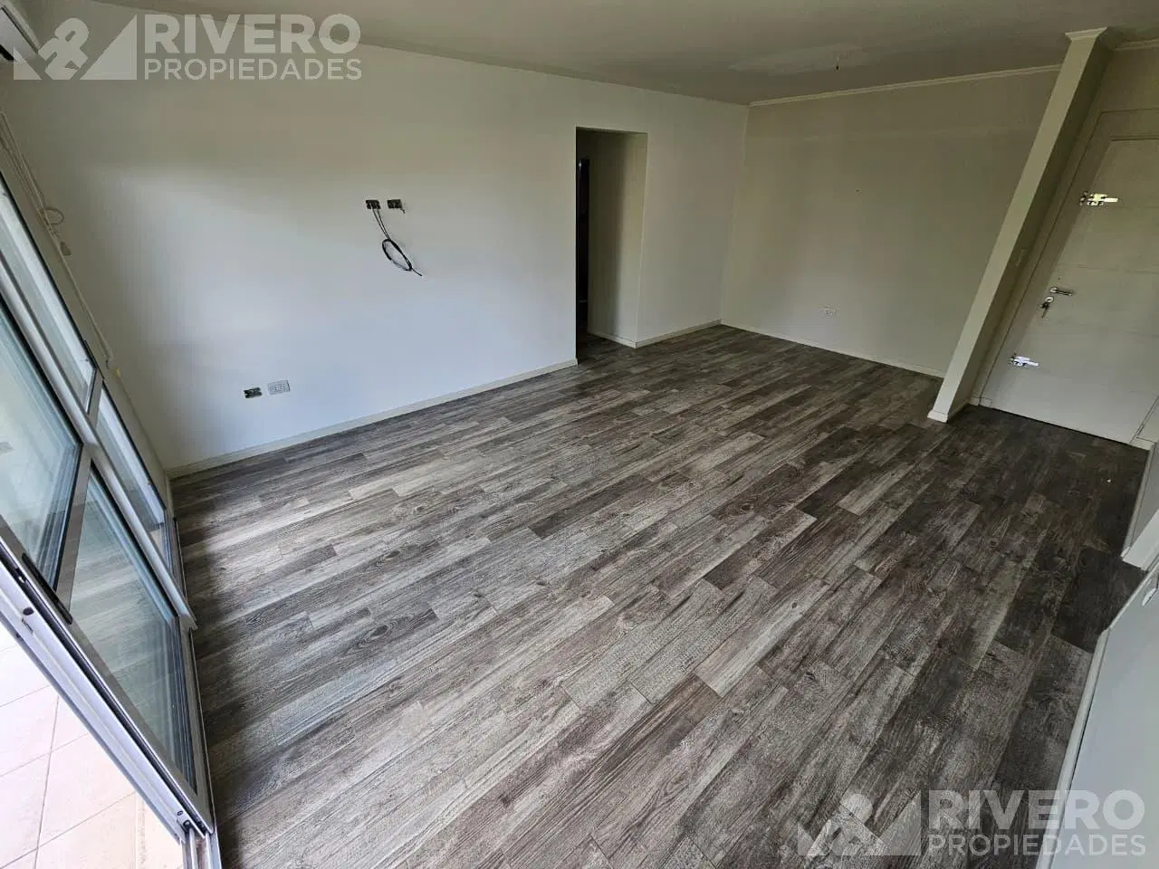 DEPARTAMENTO EN ALQUILER EN MORON SUR 4