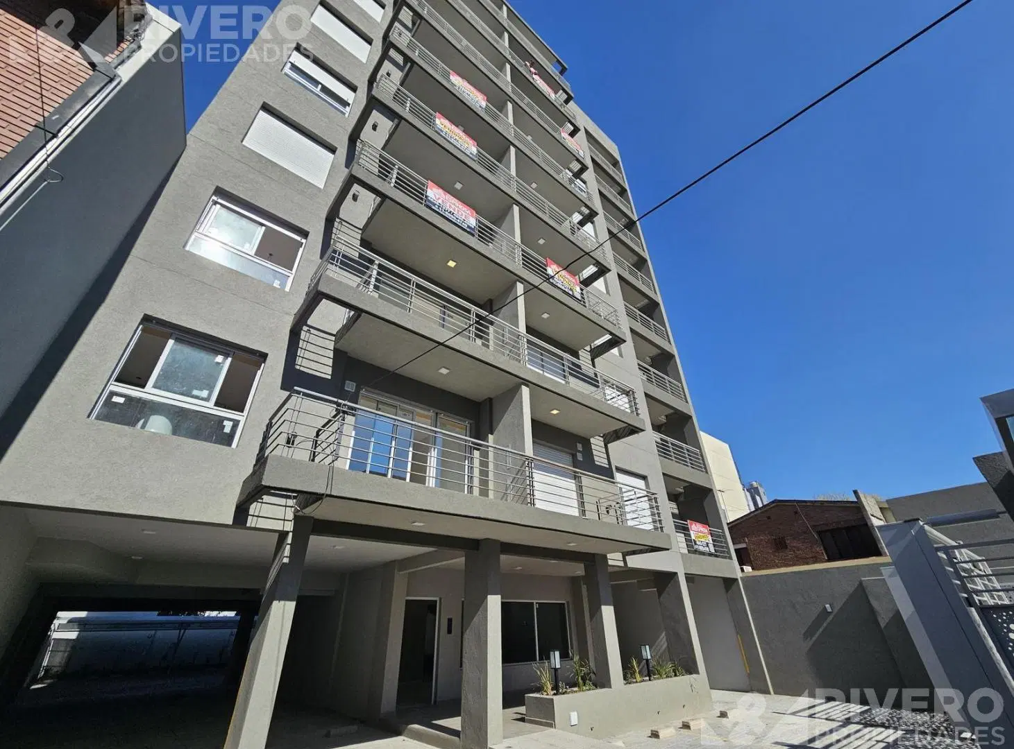 DEPARTAMENTO EN VENTA EN MORON SUR 5