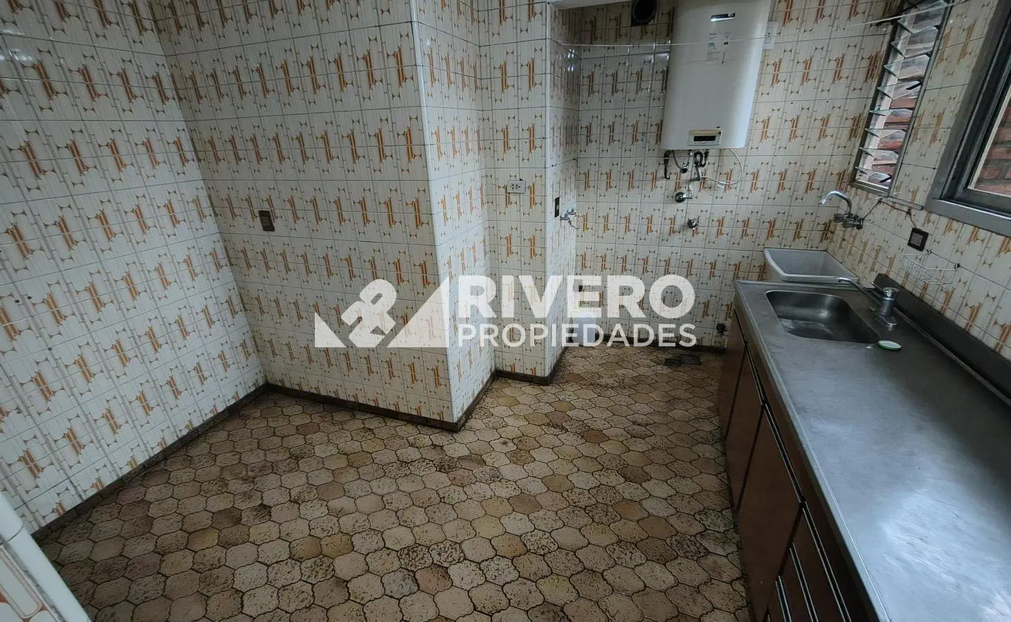 DEPARTAMENTO EN VENTA MORON NORTE - 3 AMBIENTES CON COCHERA 4