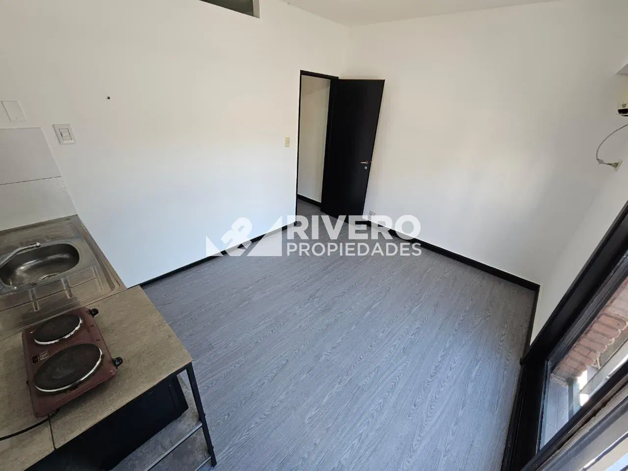 DEPARTAMENTO EN ALQUILER MORON NORTE 2