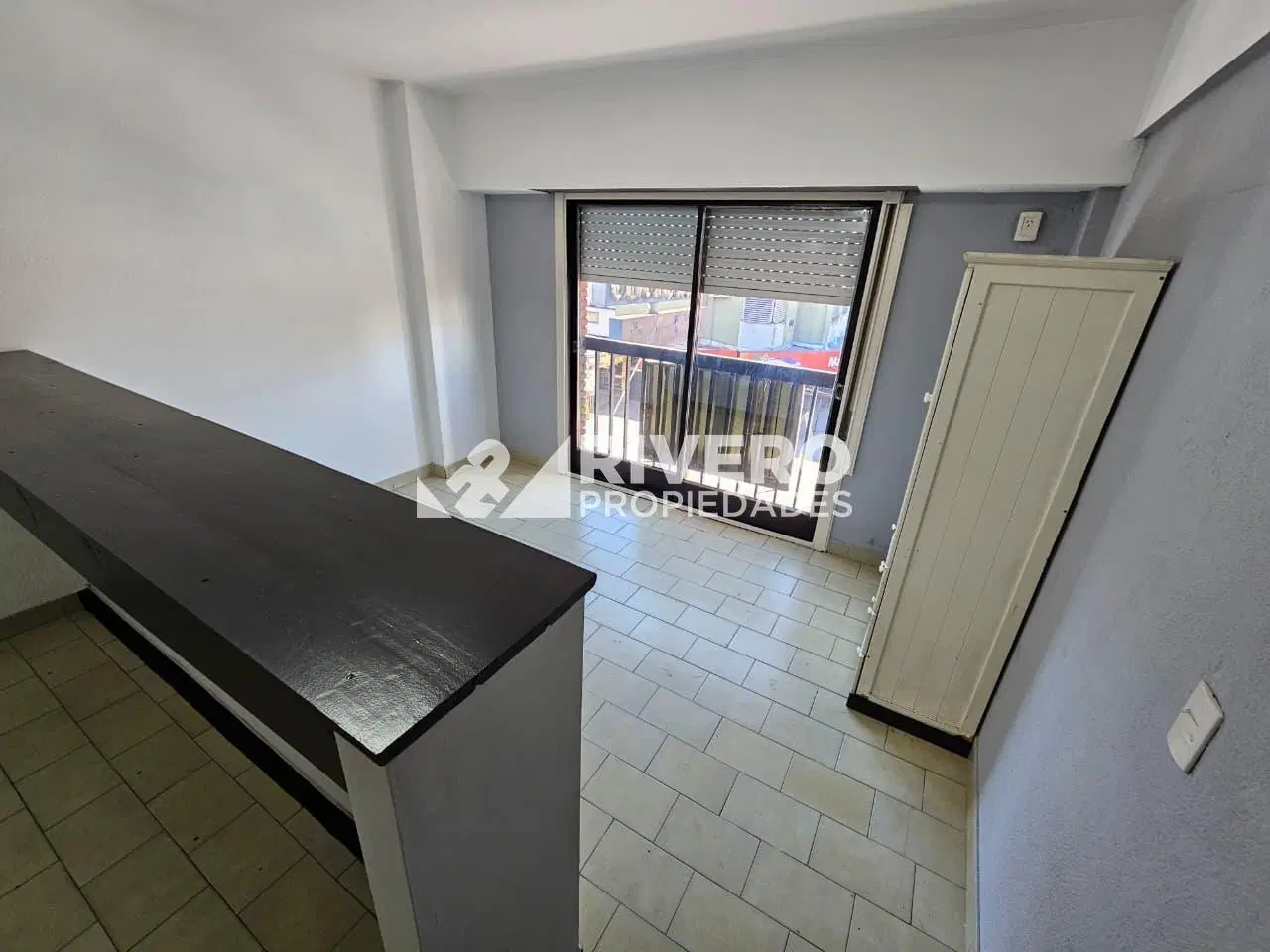 DEPARTAMENTO EN ALQUILER MORON NORTE - MONOAMBIENTE DIVIDIDO  A METROS DE LA ESTACION 5