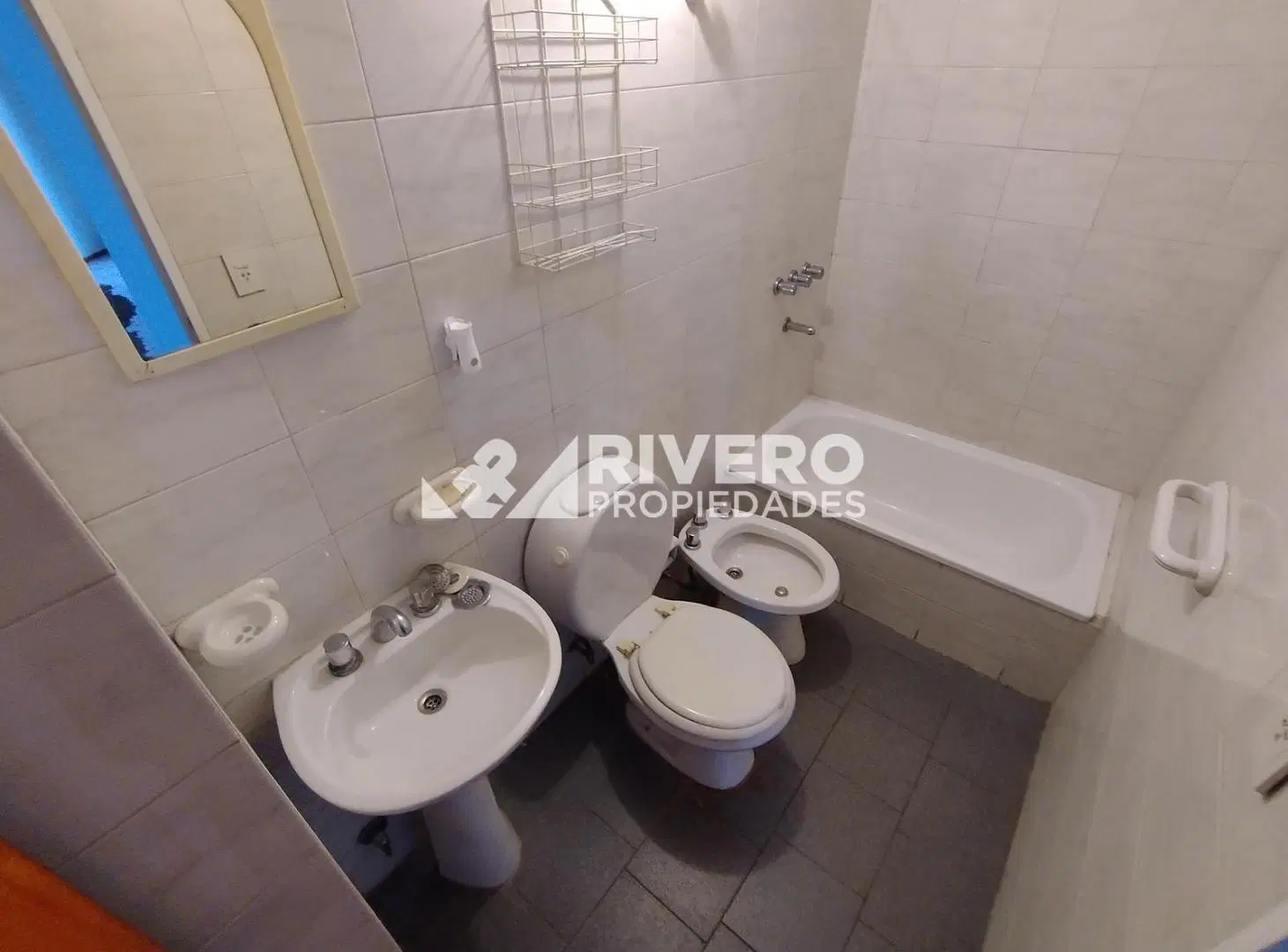 ALQUILER DE DEPARTAMENTO EN MORON SUR 2