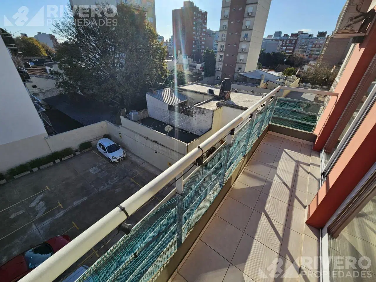 DEPARTAMENTO EN VENTA EN MORON SUR - INCLUYE COCHERA 8