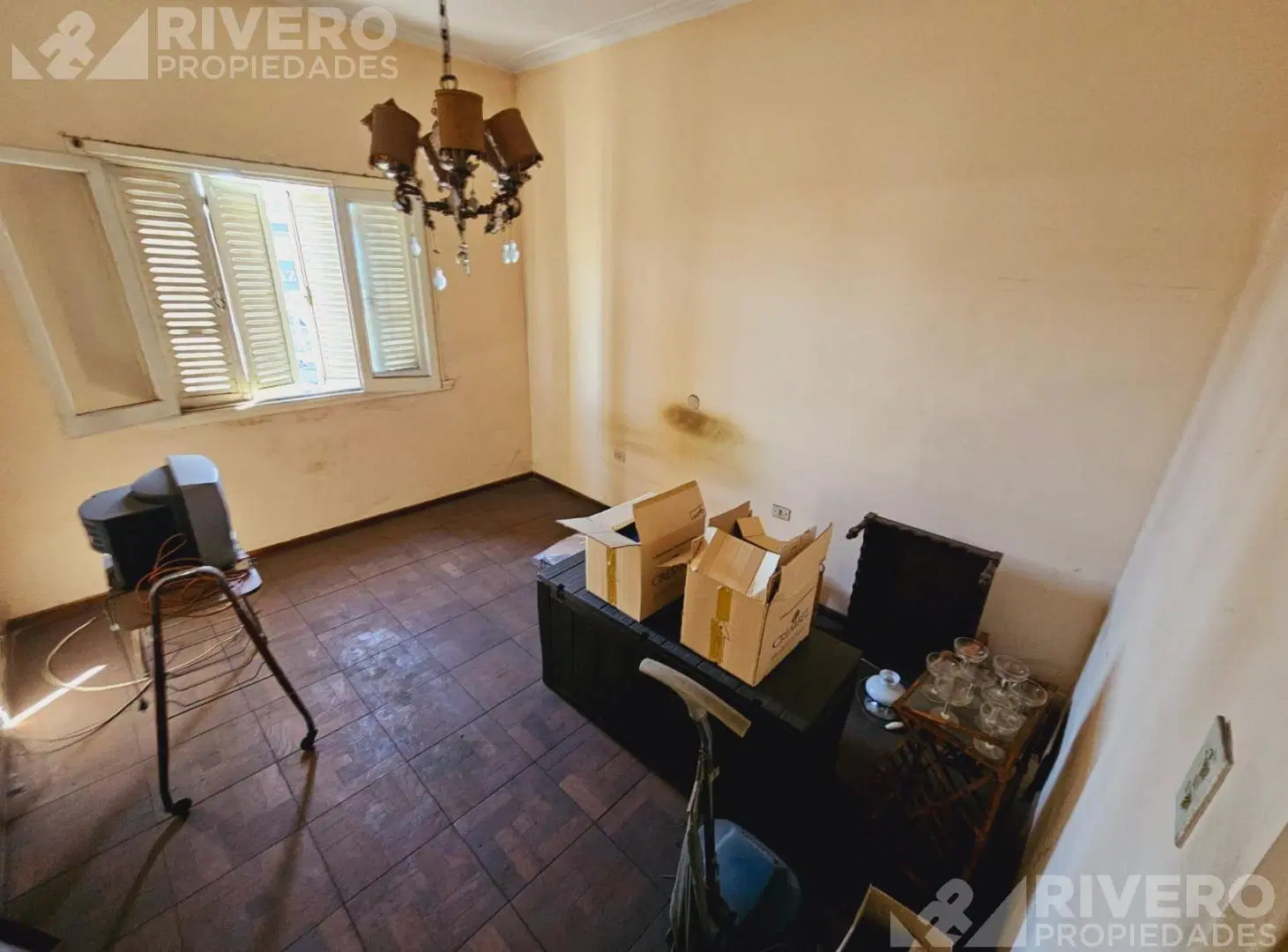 DEPARTAMENTO EN VENTA MORON - 4 AMBIENTES 1