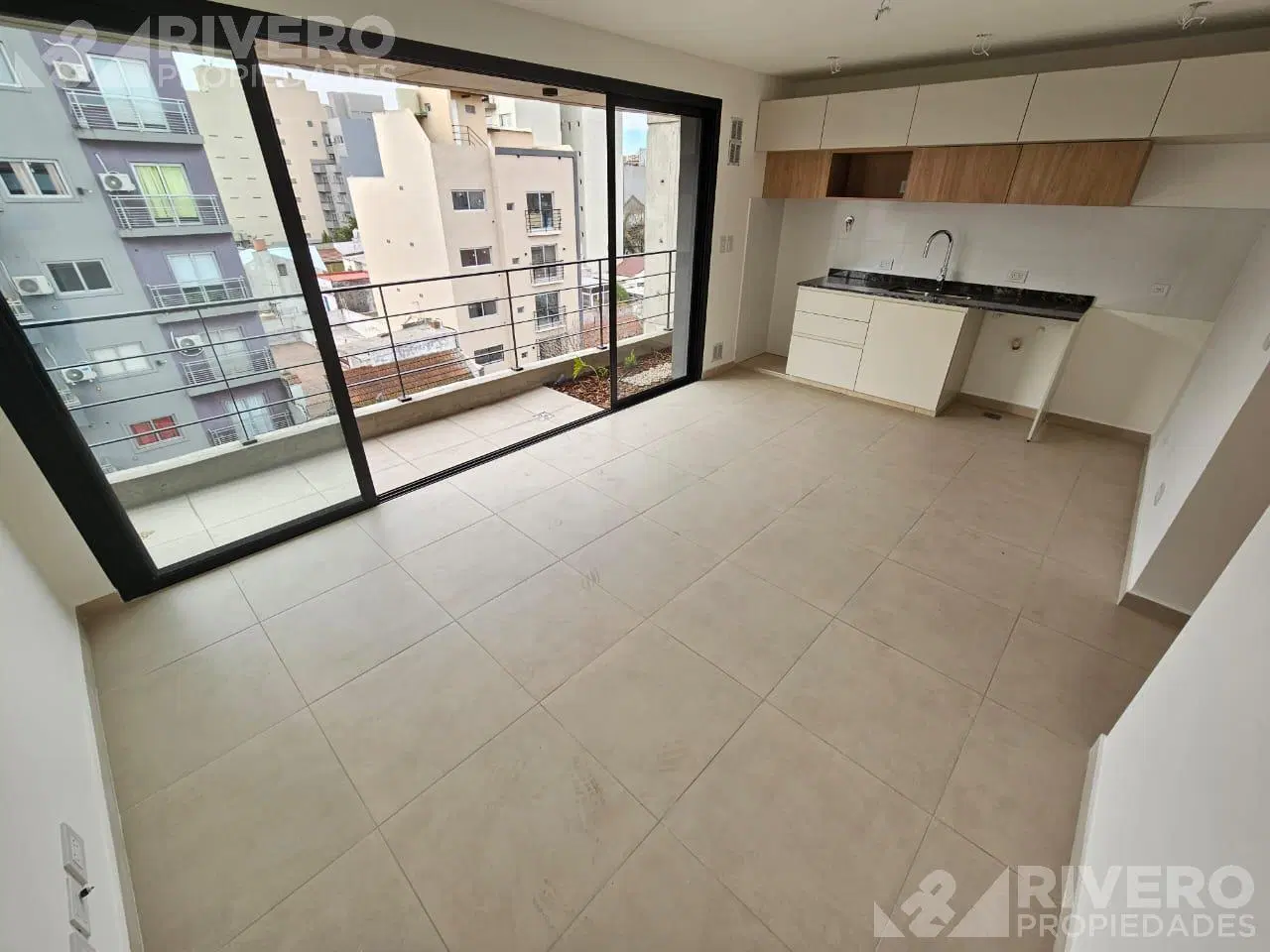DEPARTAMENTO EN VENTA MORON SUR - 2 AMBIENTES A ESTRENAR 3