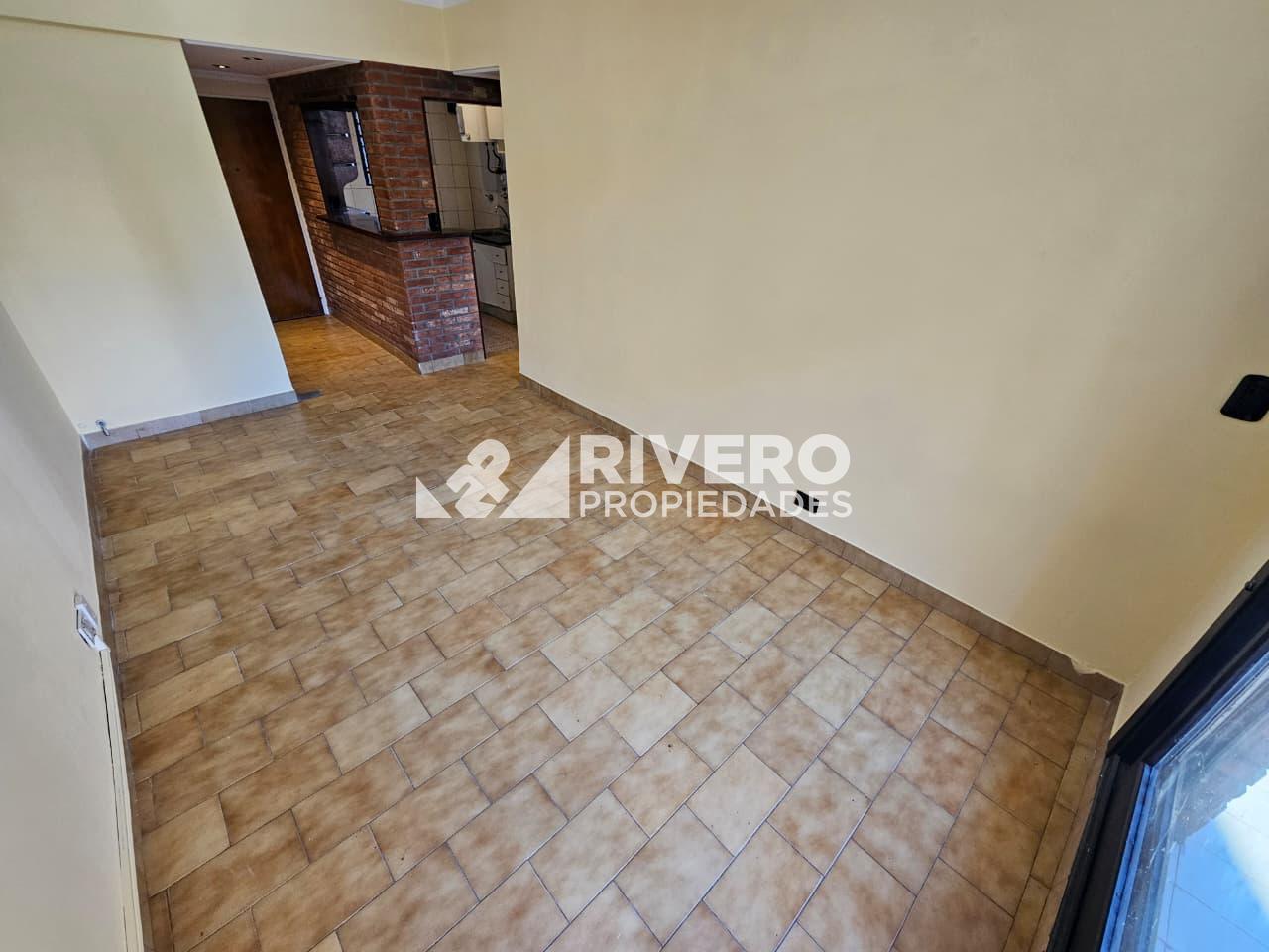 Foto de DEPARTAMENTO EN ALQUILER EN MORON NORTE, imagen 1