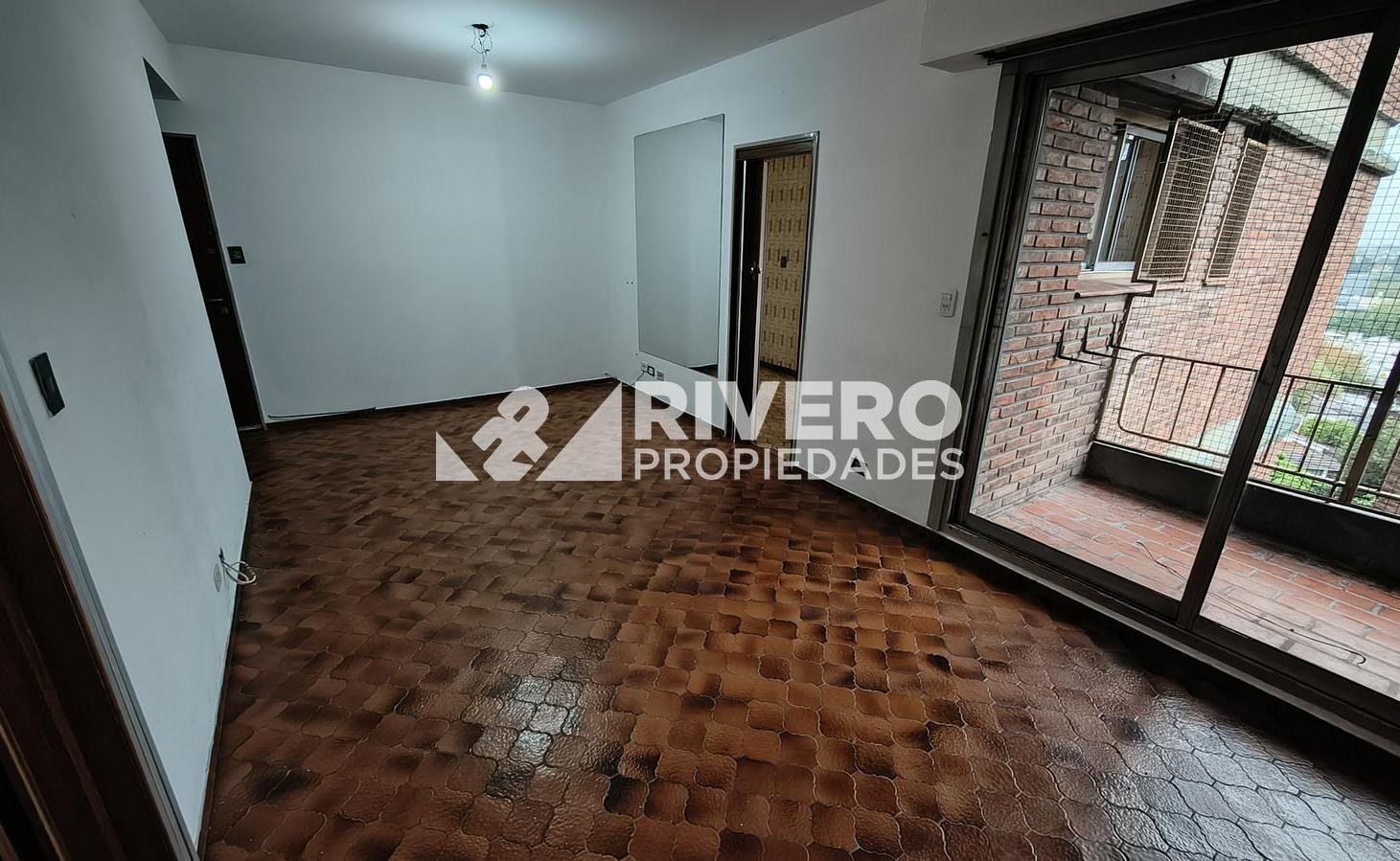 Foto de DEPARTAMENTO EN ALQUILER MORON NORTE - 3 AMBIENTES CON COCHERA, imagen 1