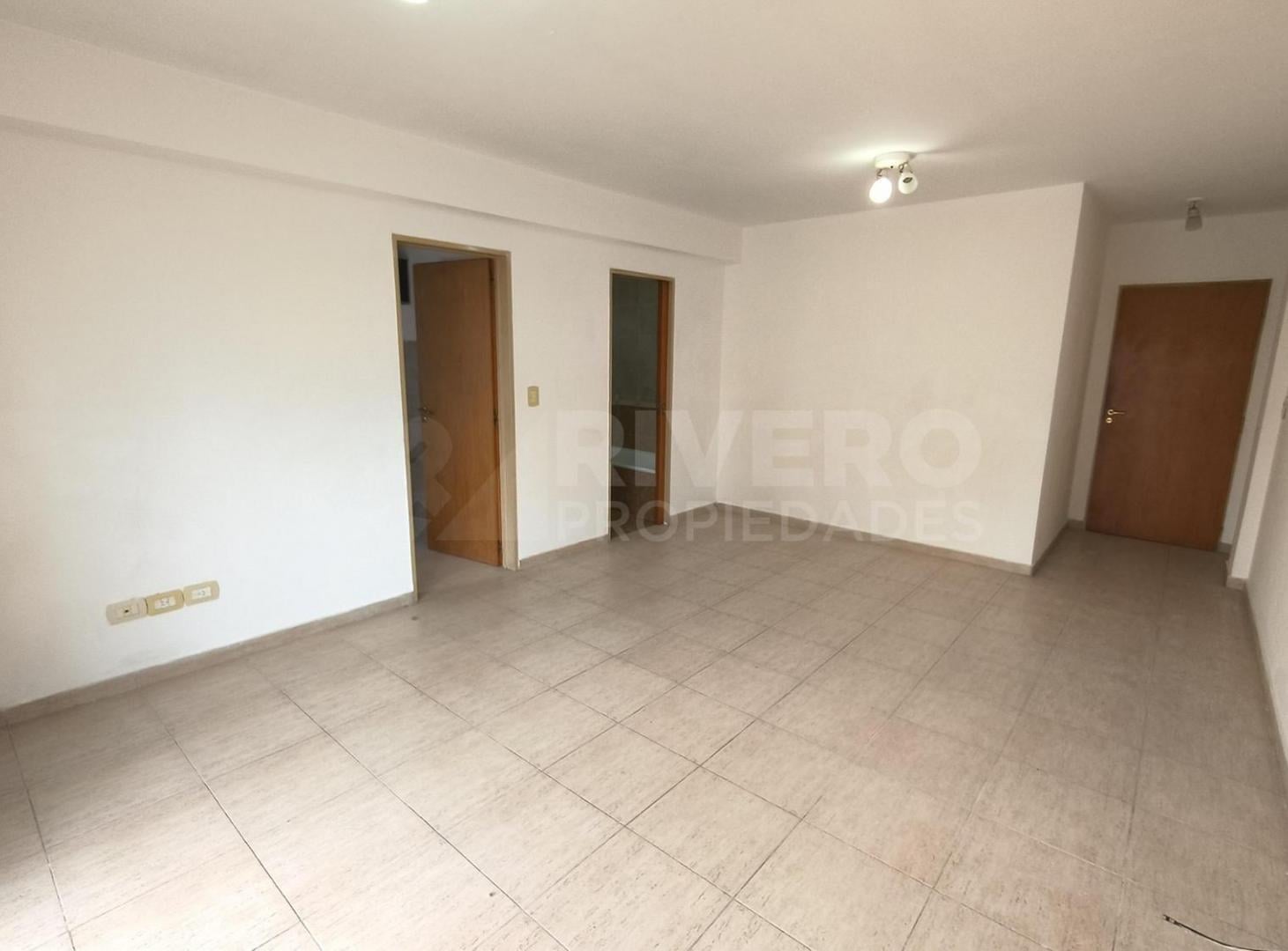 Foto de ALQUILER DEPARTAMENTO EN MORON NORTE - EXCELENTE UBICACION, imagen 2