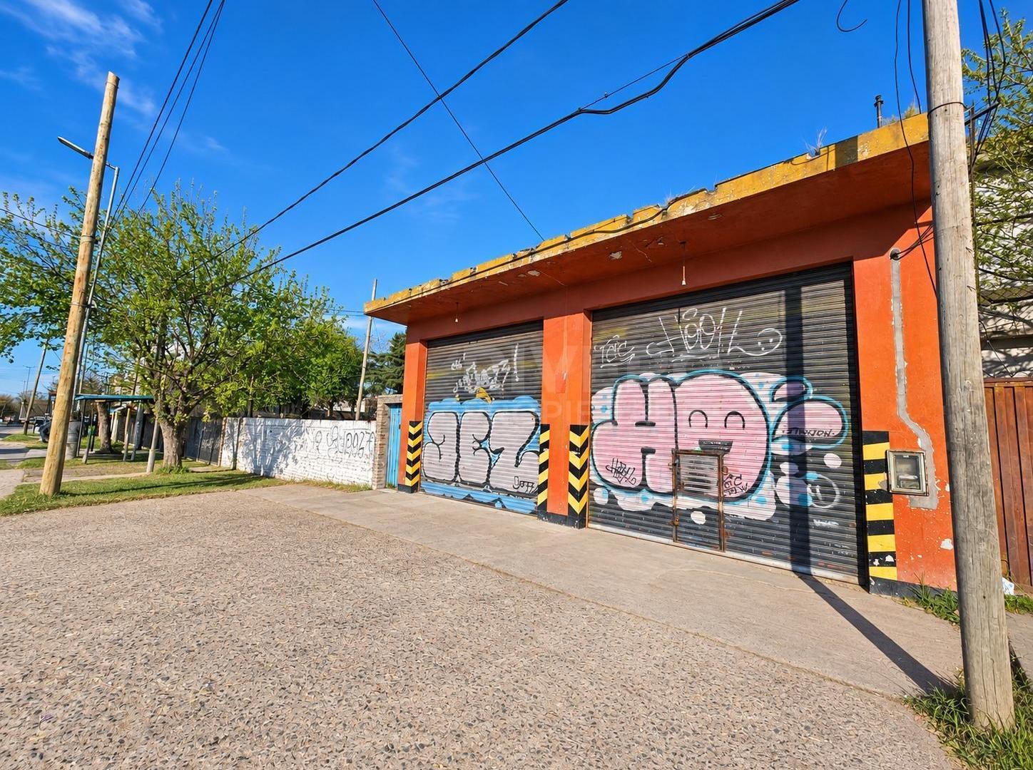 Foto de GALPÓN EN VENTA SOBRE AVENIDA – 300 M² – CASTELAR, imagen 3