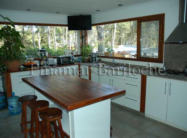 Foto de 490 - Casa en alquiler Zona Golf de Pinamar con pileta climatizada, imagen 3