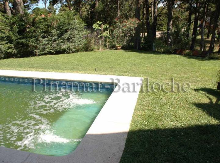 Foto de 490 - Casa en alquiler Zona Golf de Pinamar con pileta climatizada, imagen 1