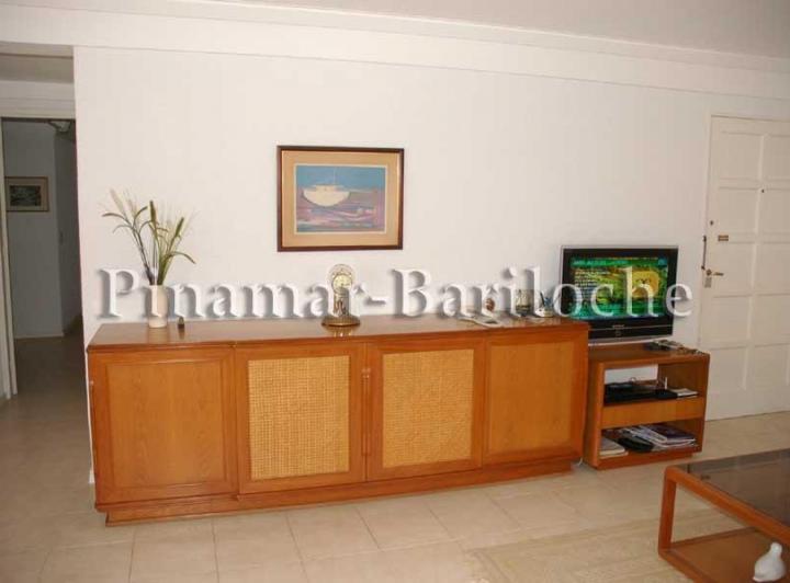 Foto de 721 - Departamento en Alquiler para6 personas con cochera doble. Centro Pinamar, imagen 3