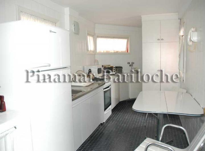 Foto de 721 - Departamento en Alquiler para6 personas con cochera doble. Centro Pinamar, imagen 4