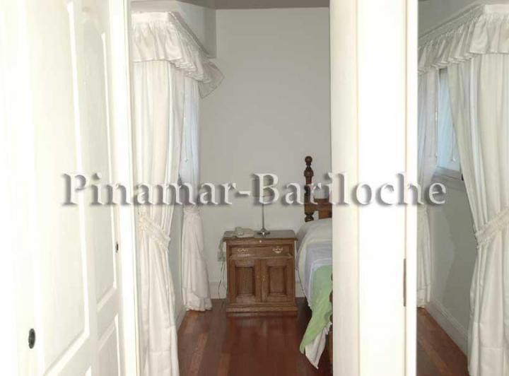 584 - Alquiler Chalet en 3 niv - 5 Dorm - Zona Norte de Pinamar a 200 m del mar