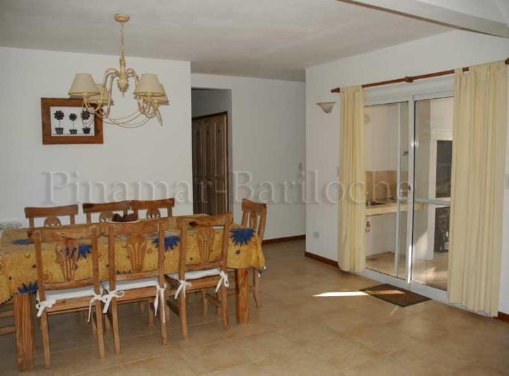 Foto de 575 - Chalet en Zona Norte, Pinamar - 3 Dorm - Dep - Cochera doble, imagen 4