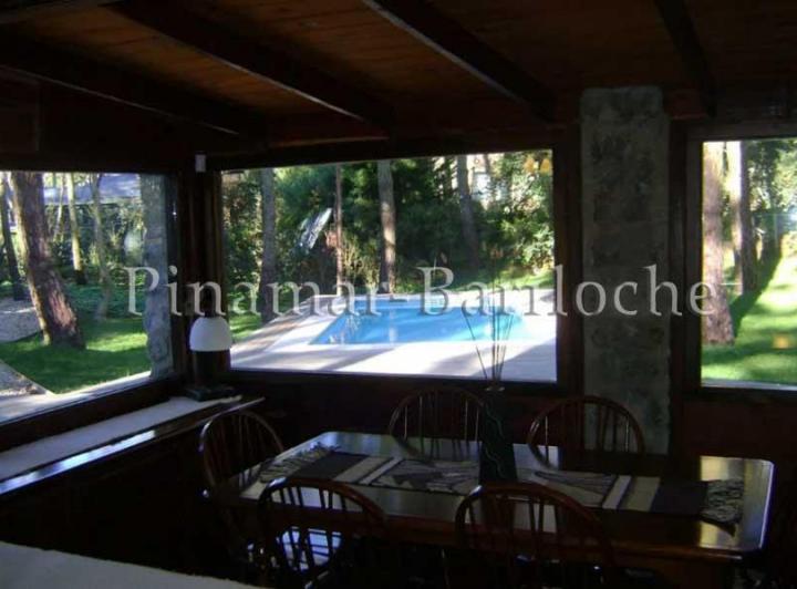 Foto de 87 - Casa en alquiler Cariló con pileta climatizada, coch cerrada, zona, imagen 3
